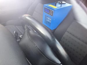 Čištění automobilu ozonem jako dárek.